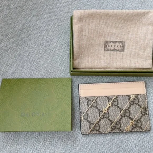 GUCCI. GG Supreme Coated Canvas Leather Horsebit Card Holder. - Picture 12 of 16